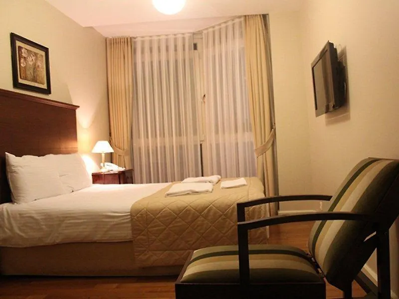 Mono Suites Istanbul 2*,
