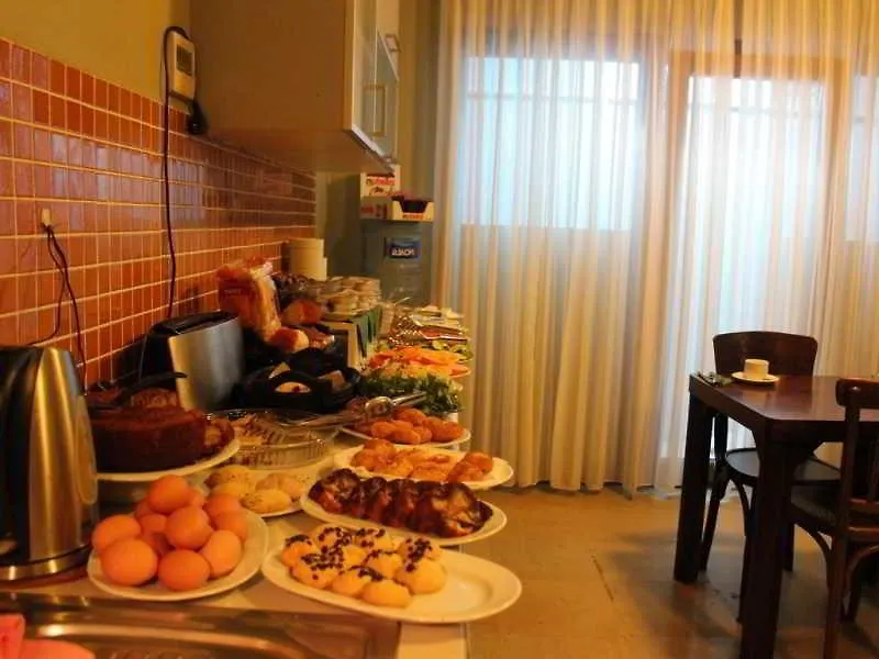 Mono Suites Istanbul 2*,